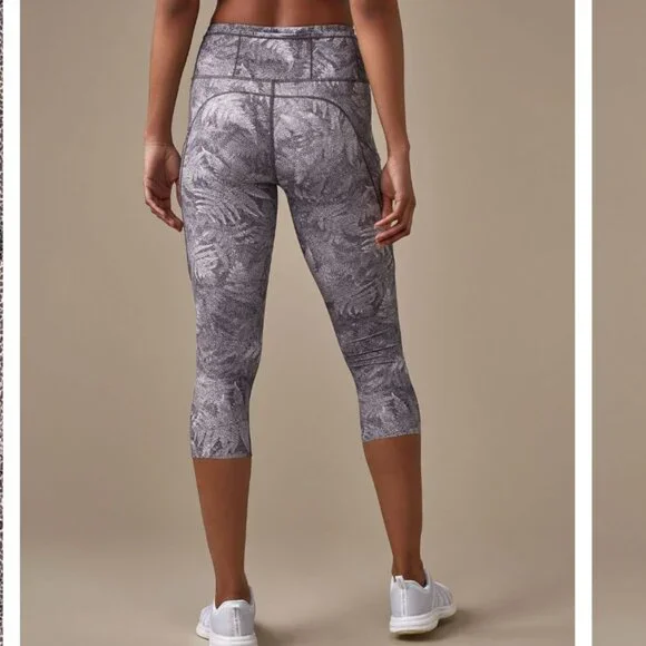 Lululemon Fast & Free (19") Kindred Spirit Alpine White Multi - Picture 2 of 14